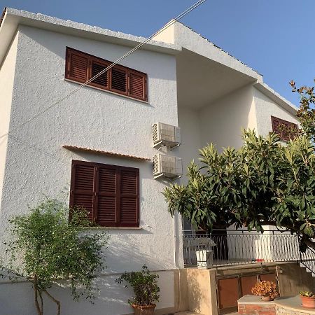 Villa Lazzara Tonnara di Bonagia Екстер'єр фото
