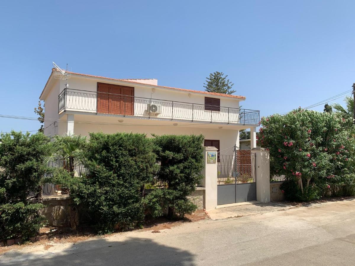 Villa Lazzara Tonnara di Bonagia Екстер'єр фото