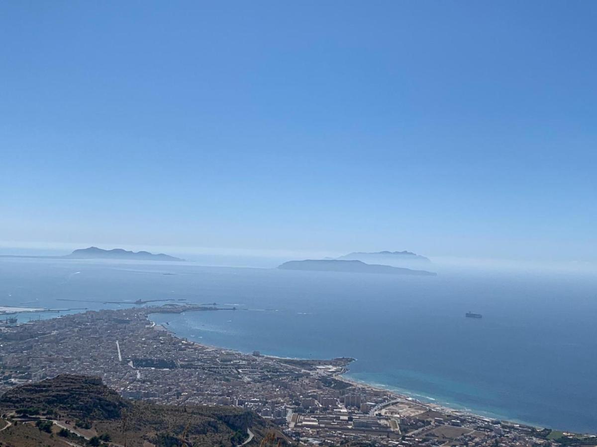 Villa Lazzara Tonnara di Bonagia Екстер'єр фото